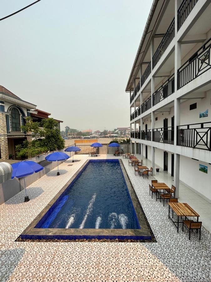 Vang Vieng Backpackers Hostel Zewnętrze zdjęcie