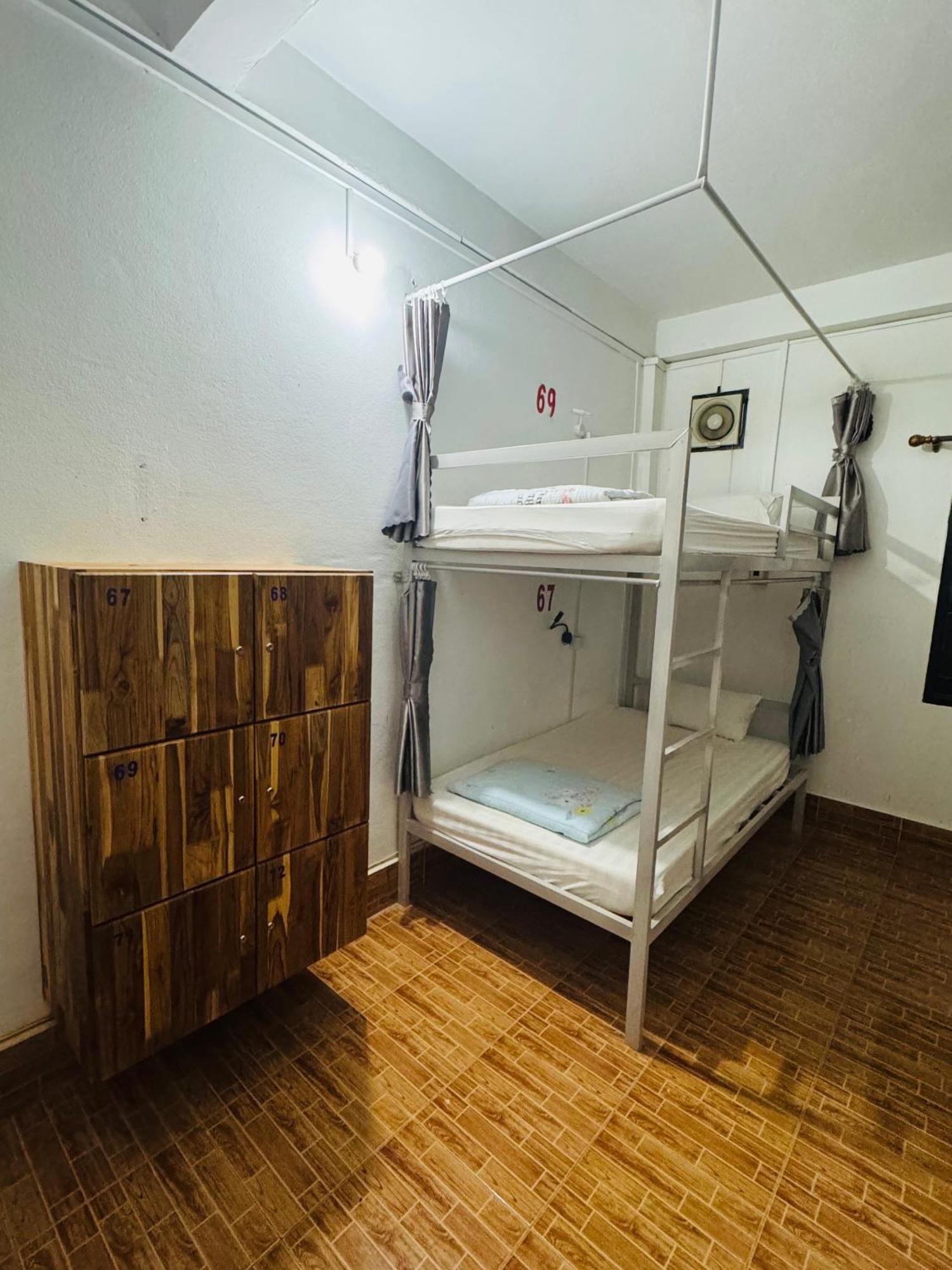 Vang Vieng Backpackers Hostel Zewnętrze zdjęcie