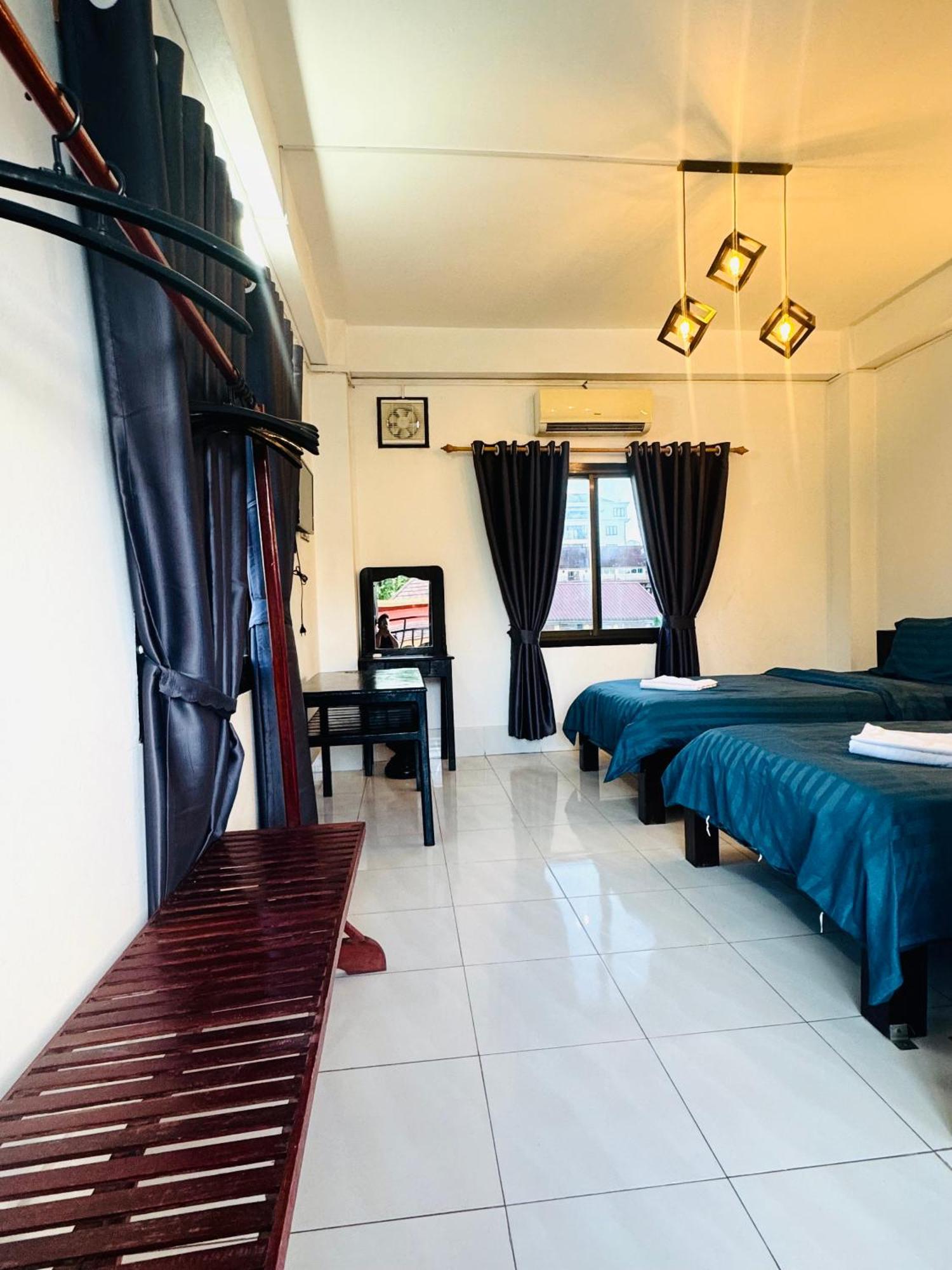 Vang Vieng Backpackers Hostel Zewnętrze zdjęcie