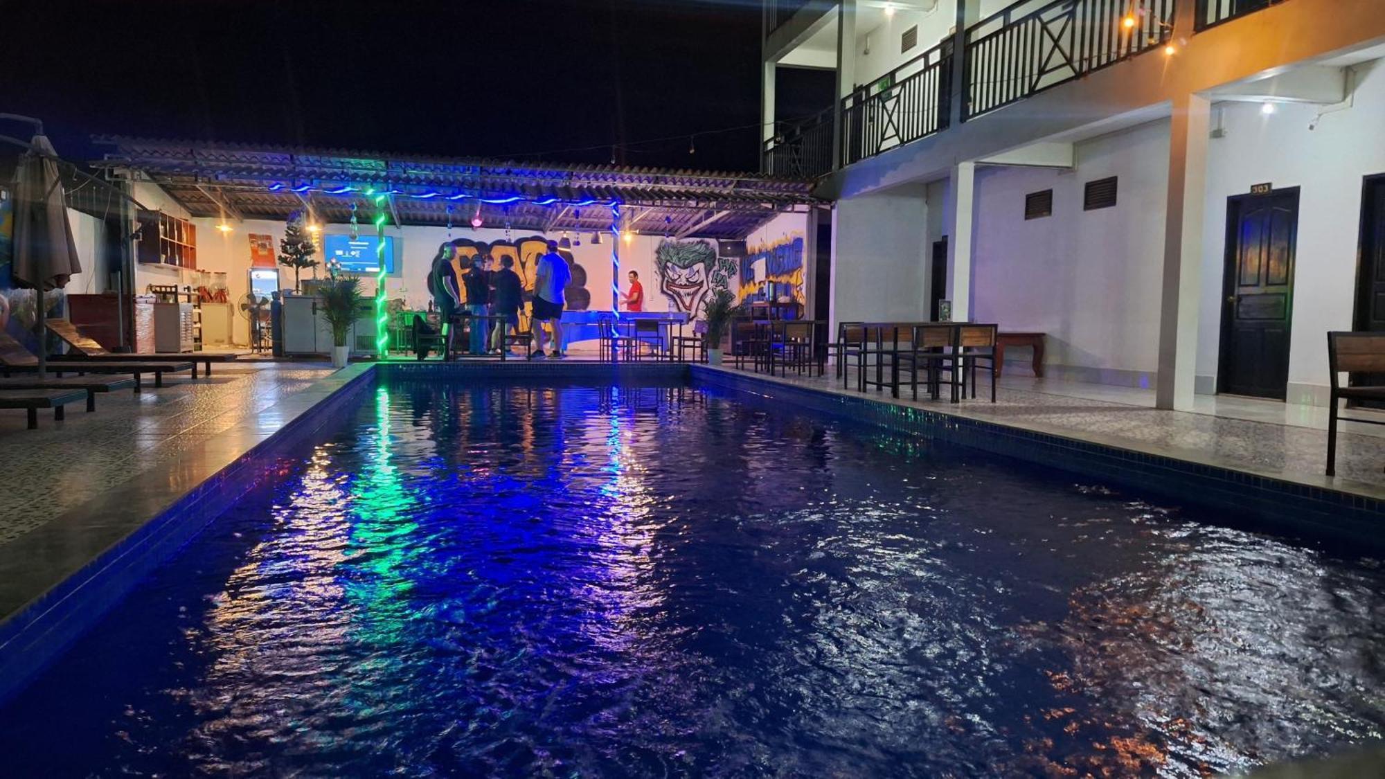 Vang Vieng Backpackers Hostel Zewnętrze zdjęcie