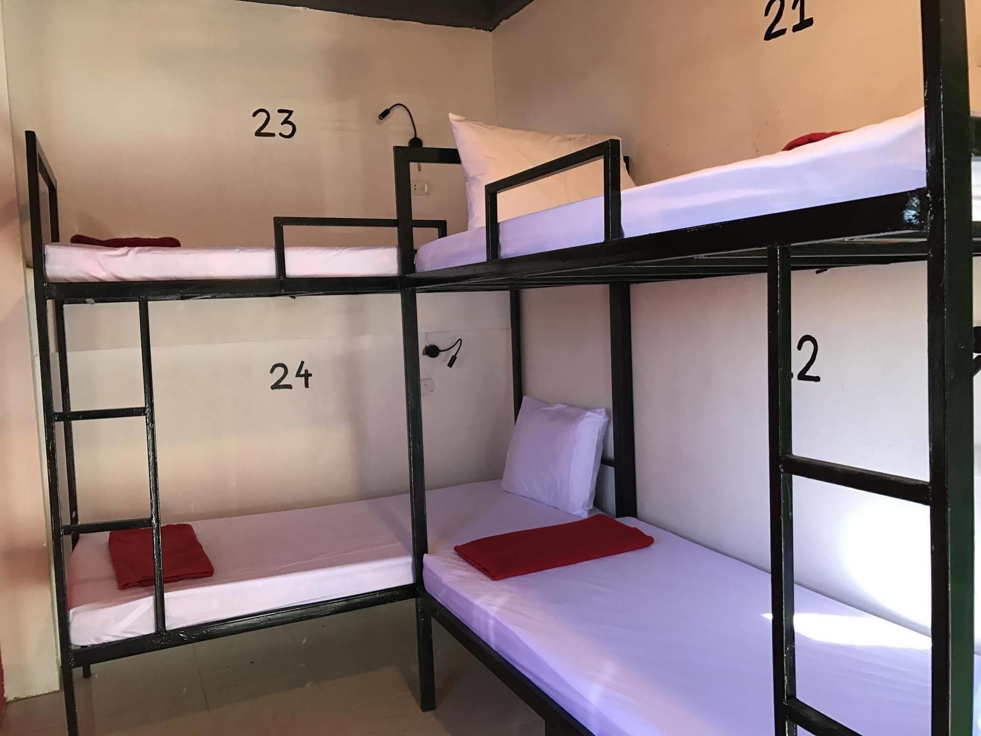 Vang Vieng Backpackers Hostel Zewnętrze zdjęcie